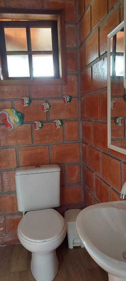 까라과따뚜바 Chale Borasol Martim De Sa Piscina 600Mts Da Praia 아파트 외부 사진