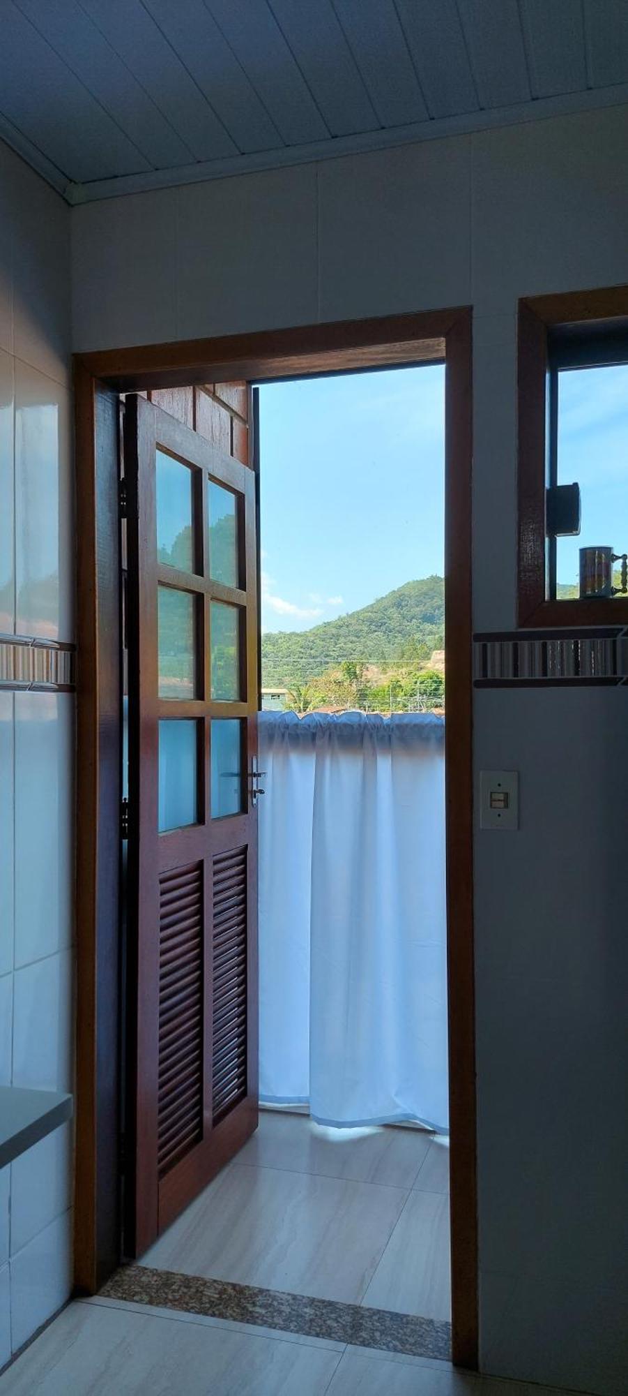 까라과따뚜바 Chale Borasol Martim De Sa Piscina 600Mts Da Praia 아파트 외부 사진